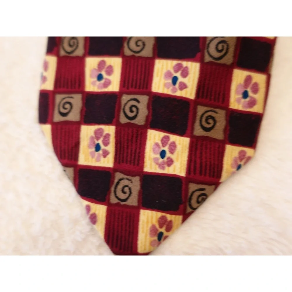 J. Garcia Collection‎ 100% Silk Tie Snail Garden Blue Red Yellow Limited Nine